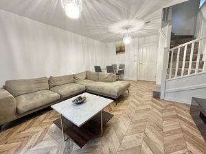 Photo 3- click for photo gallery